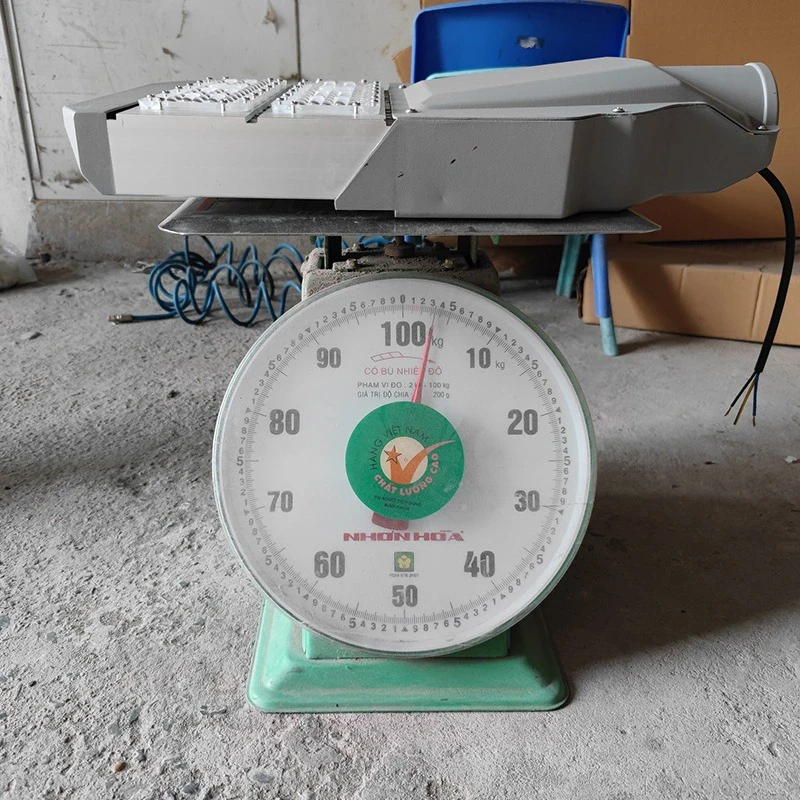 Đèn đường nông thôn 100W hậu mãi tốt - D12 - Ảnh 7