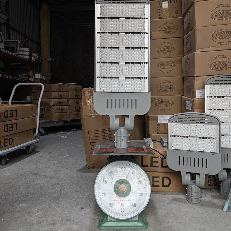 Đèn LED đường phố D14 chip LED SMD - Công suất 300W - Ảnh 8