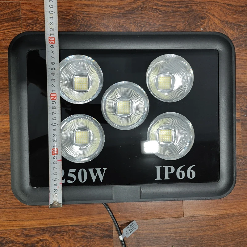 Đèn pha PTC chip LED COB - Công suất 250W - Ảnh 7
