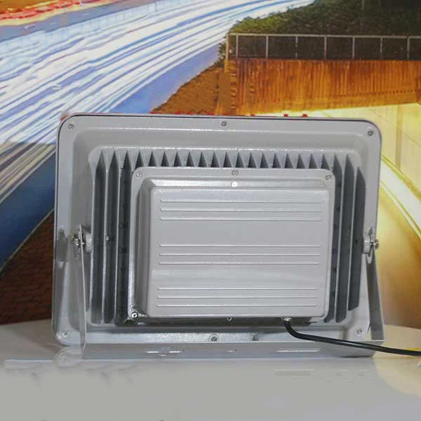 Đèn pha PXH chip LED COB - Công suất 200W - Ảnh 6