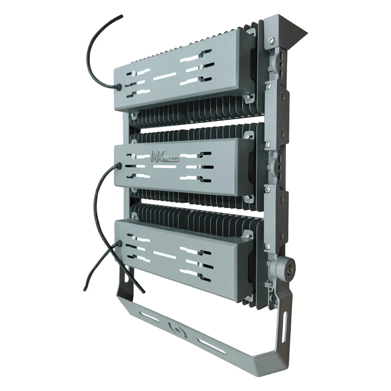 Đèn pha sân bóng đá 600W Hàng Việt Nam chất lượng cao - P04 - Ảnh 4