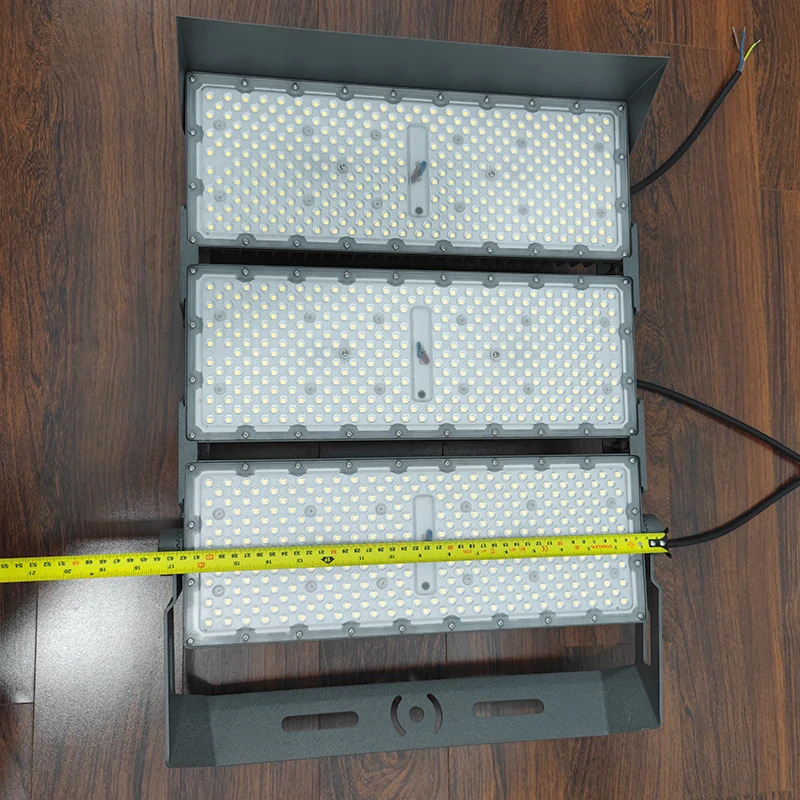 Đèn pha sân bóng đá 600W Hàng Việt Nam chất lượng cao - P04 - Ảnh 7